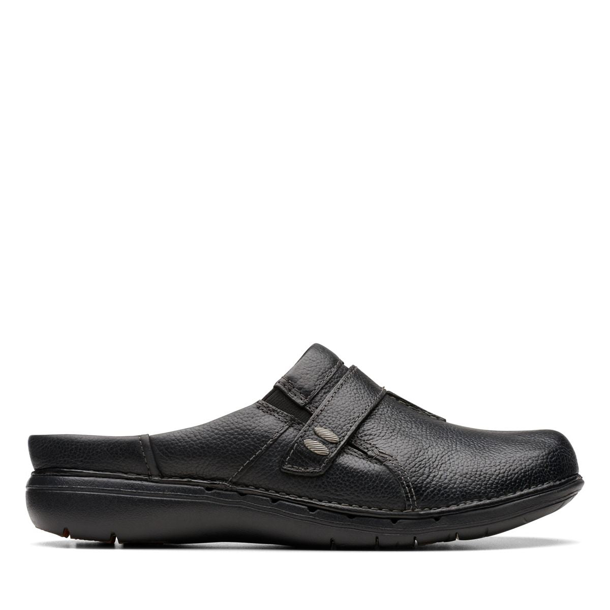 Clarks leather slip on hot sale shoes