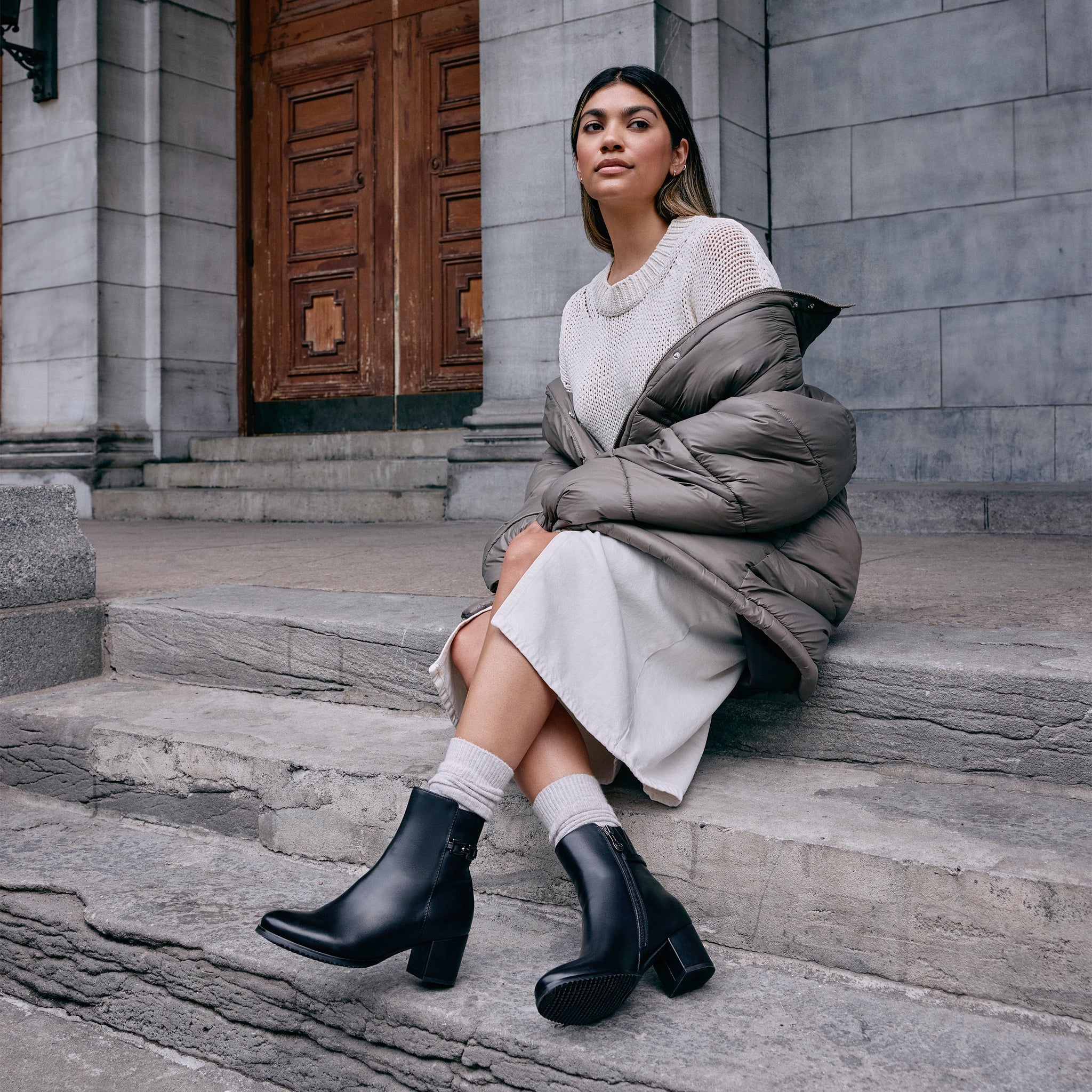 WOMEN'S BLONDO AURELIA BLACK WATERPROOF LEATHER BOOT – Omars Shoes