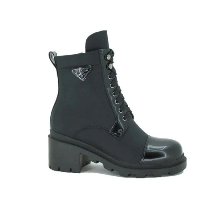 WOMEN'S AQUA FLEX NEO TOO BLACK BOOT