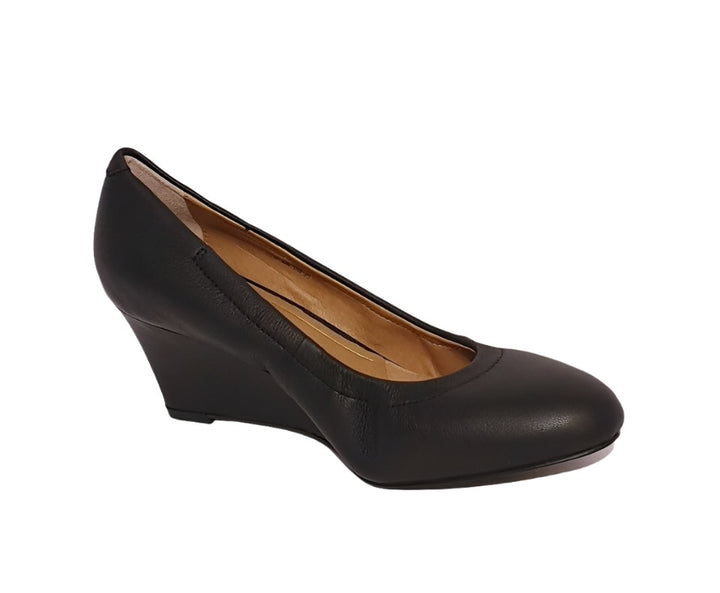 WOMEN'S VIONIC CAMDEN BLACK LEATHER PUMP